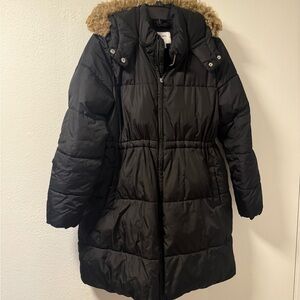 Black Maternity Puffer Jacket with Faux Fur Hood